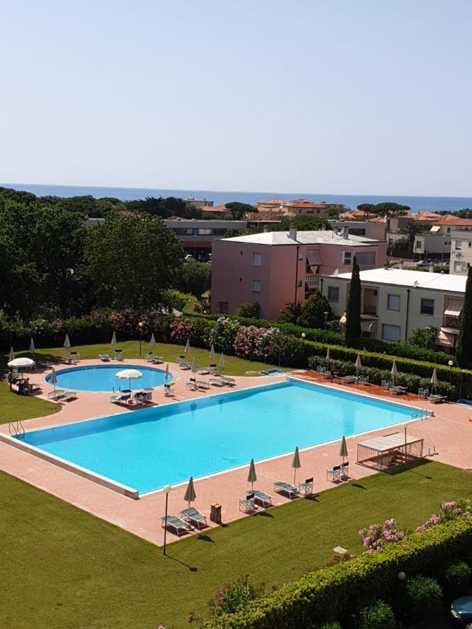 Appartamento Santa Costanza Con Piscina San Vincenzo Exterior foto